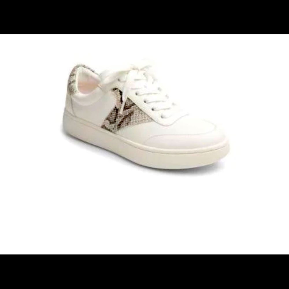 NWT Crown and Ivy Women’s Cora Lace Up Sneakers- White Snake
